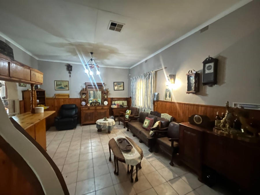 5 Bedroom Property for Sale in Die Rand Northern Cape